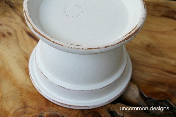 distressing-terra-cotta-pots